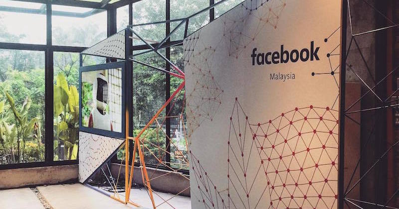 OMG, There’s Facebook In Malaysia Now?