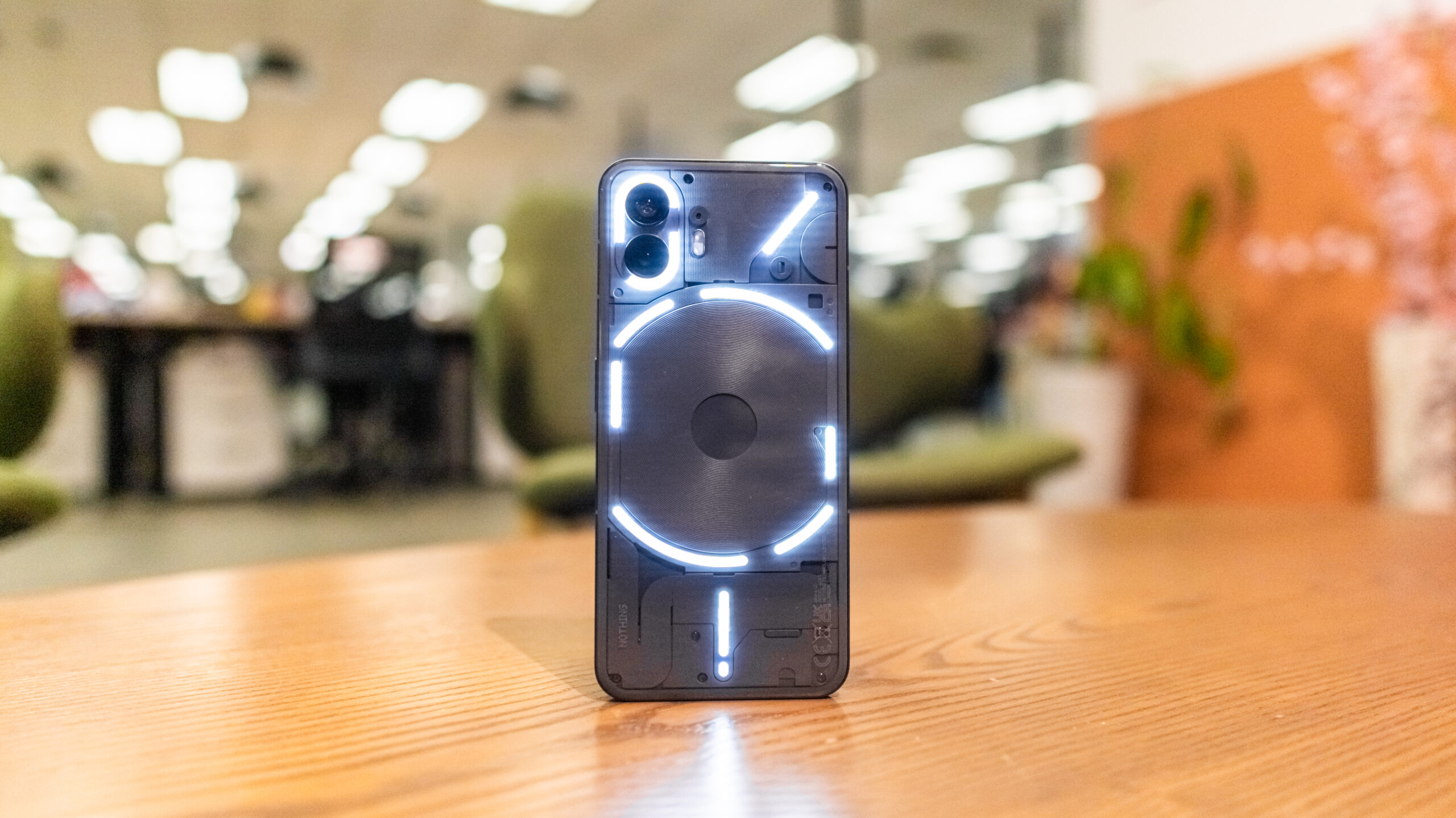 [REVIEW] Nothing Phone (2) Nails The Balance Between Simplicity And ...