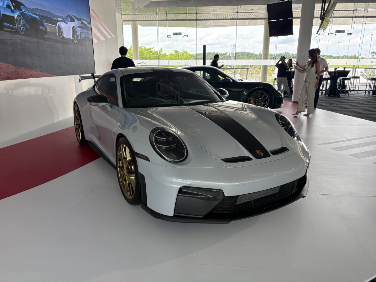 3 Reasons Why The Newly Launched Porsche 911 GT3 Has Every Boy’s Heart ...