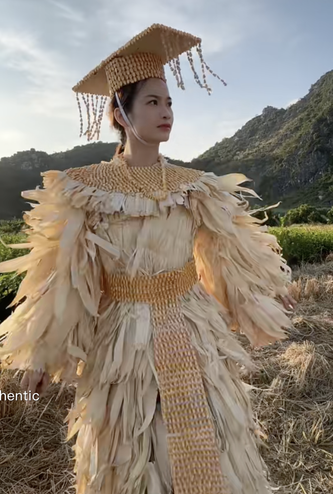corn husk dress project runway Bubble Honey Tea: Project Runway is BACK!