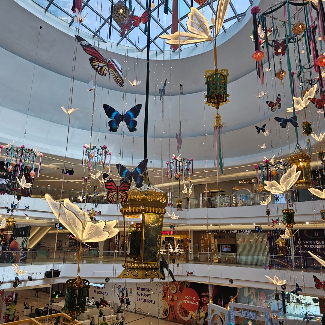 [PHOTOS] Raya Mall Decorations In Malaysia That Are Perfect For Photos ...