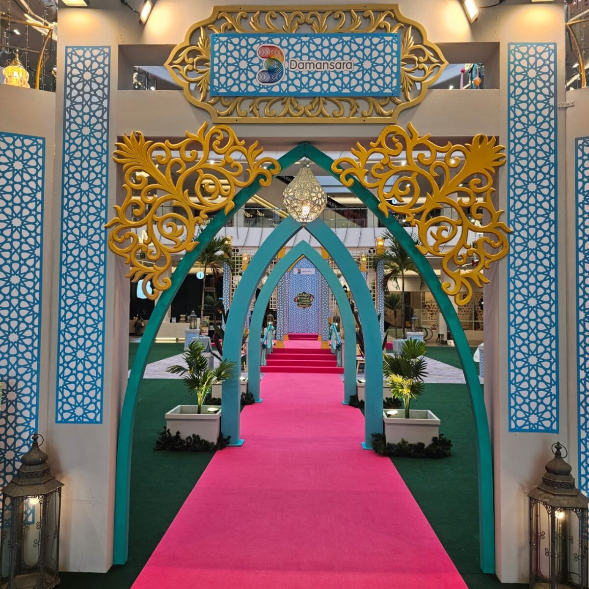 [PHOTOS] Raya Mall Decorations In Malaysia That Are Perfect For Photos ...