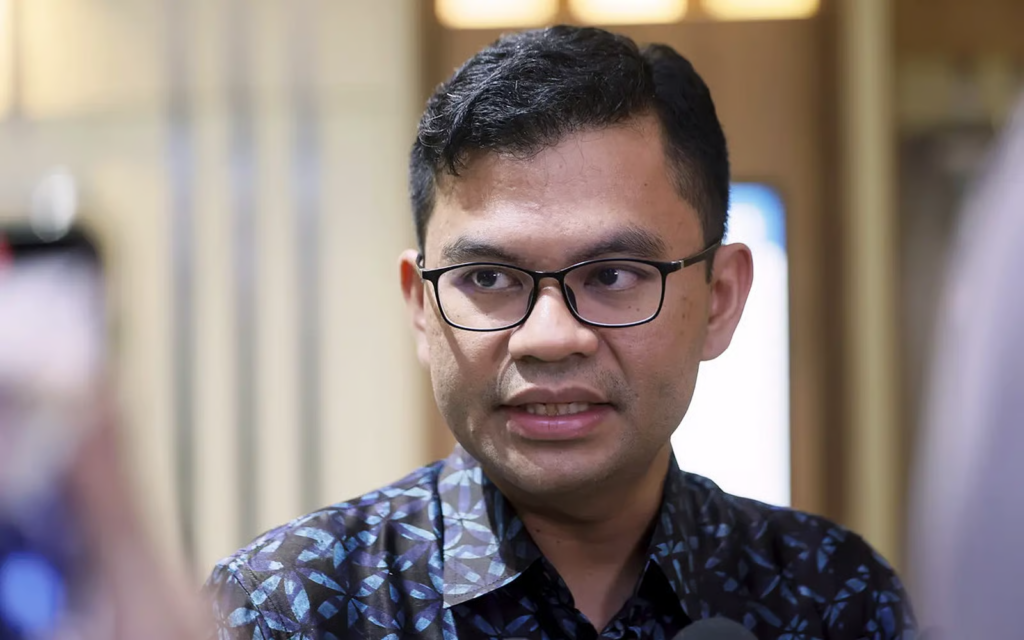 经济部长阿克迈勒·纳西尔