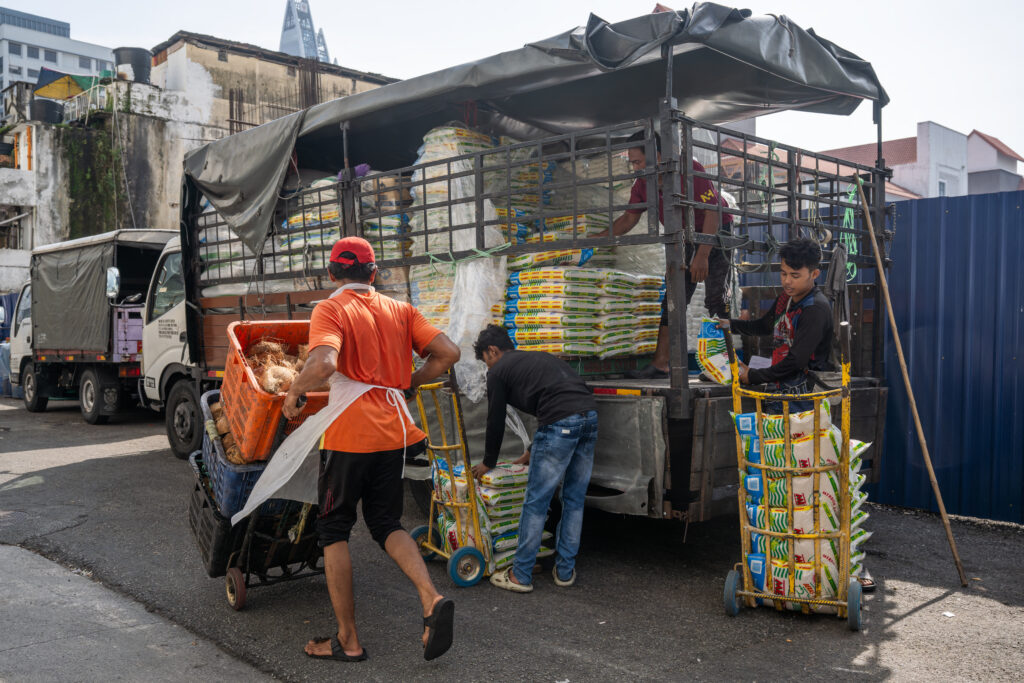 SAYS.com