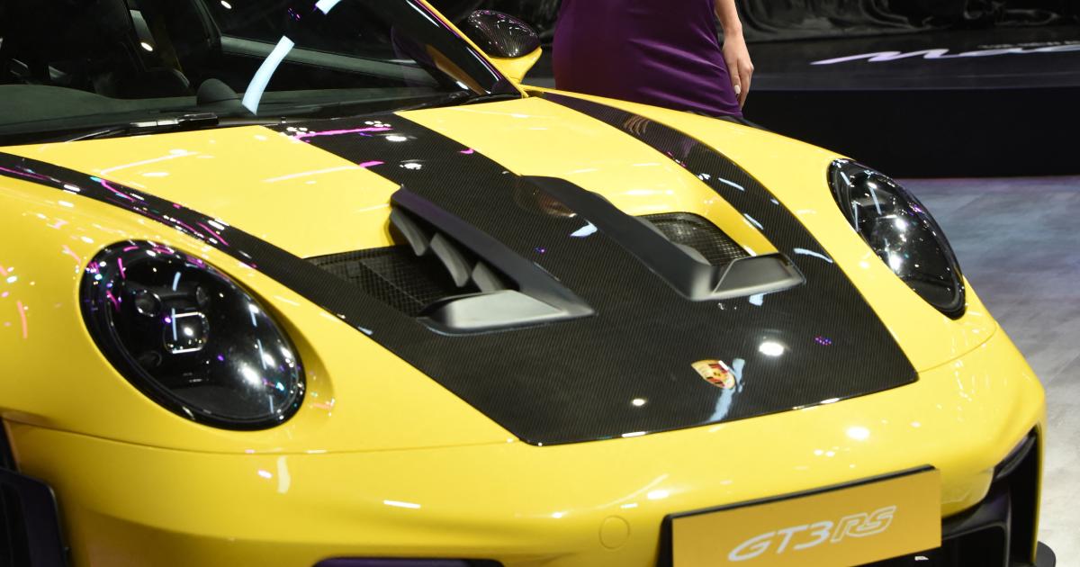 Malaysian Woman Wins RM1.24 Million After Insurance Firm Refused To Pay For Her Crashed Porsche