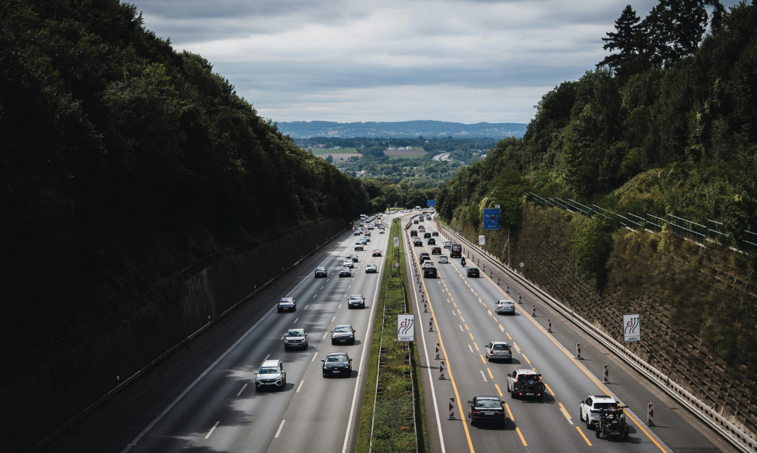 What Are Those Yellow Lines On Malaysian Highways? Here’s Why They Matter