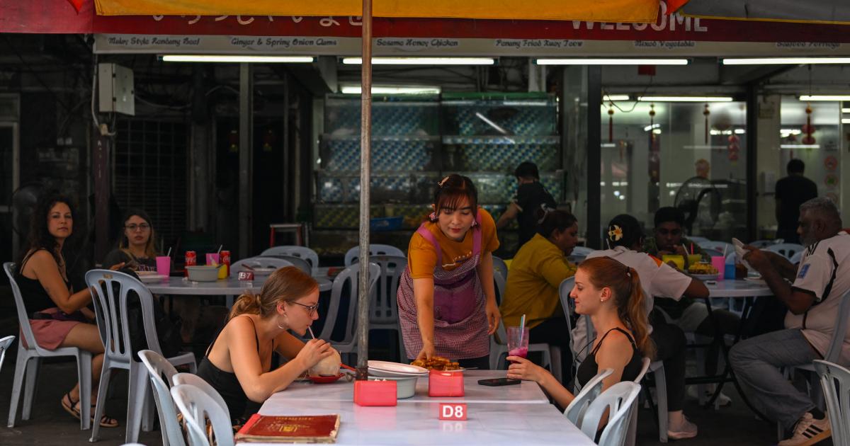 1 In 5 Malaysian Jobs Is Now Linked To Tourism, Latest DOSM Data Shows