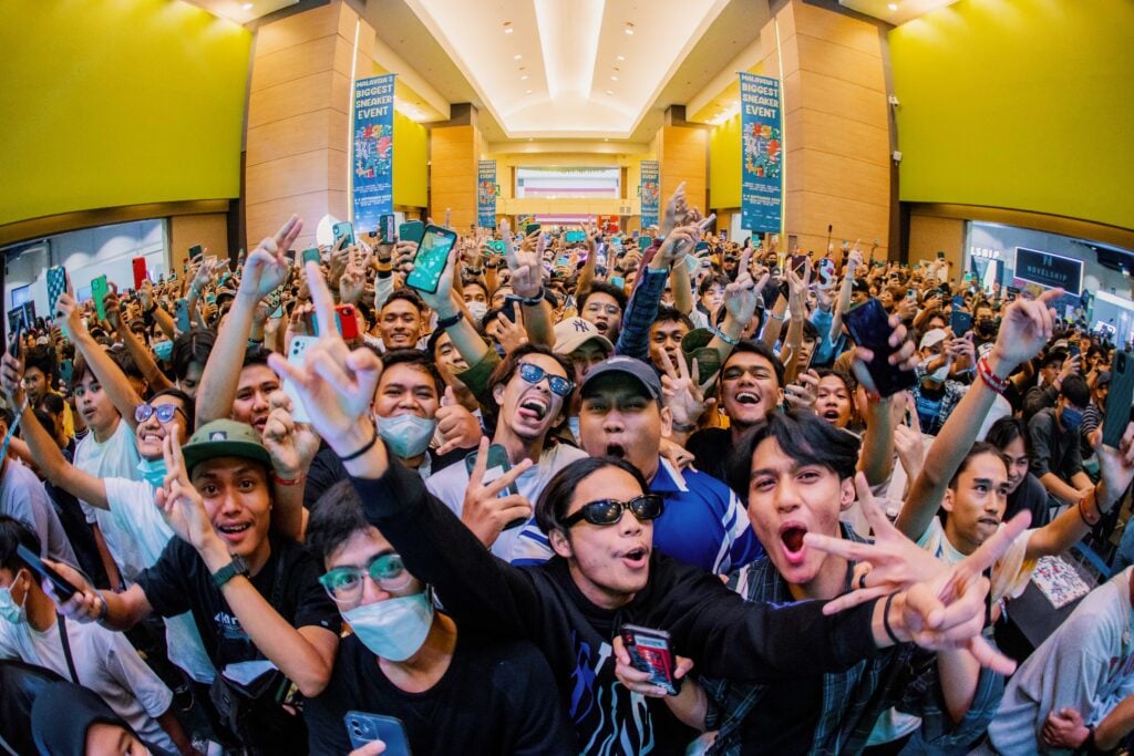 SAYS.com